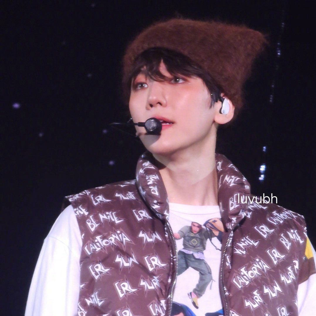 Behind-the-scenes cut of Baekhyun (EXO)