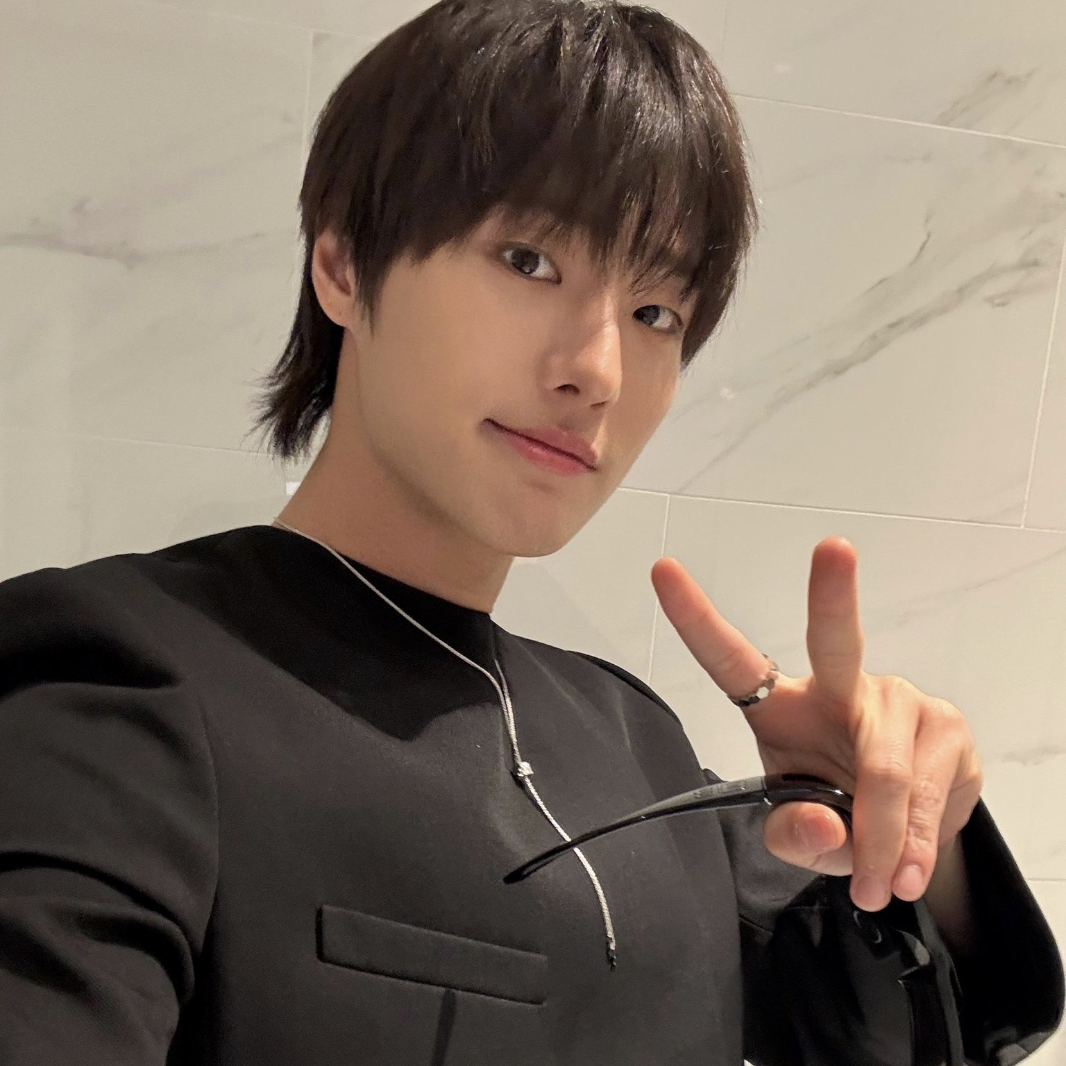 Behind-the-scenes cut of WOODZ