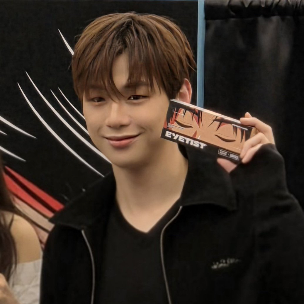 강다니엘 최근 활동샷