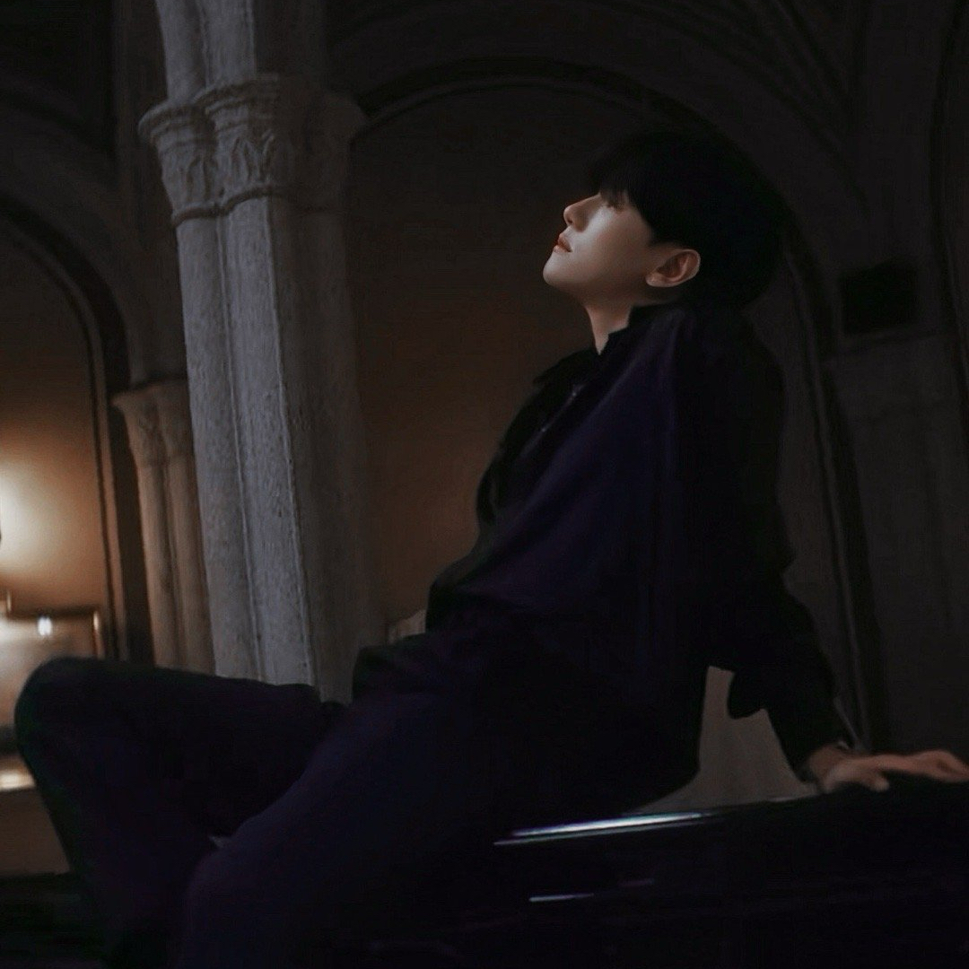 Recent activity shot of Baekhyun (EXO)