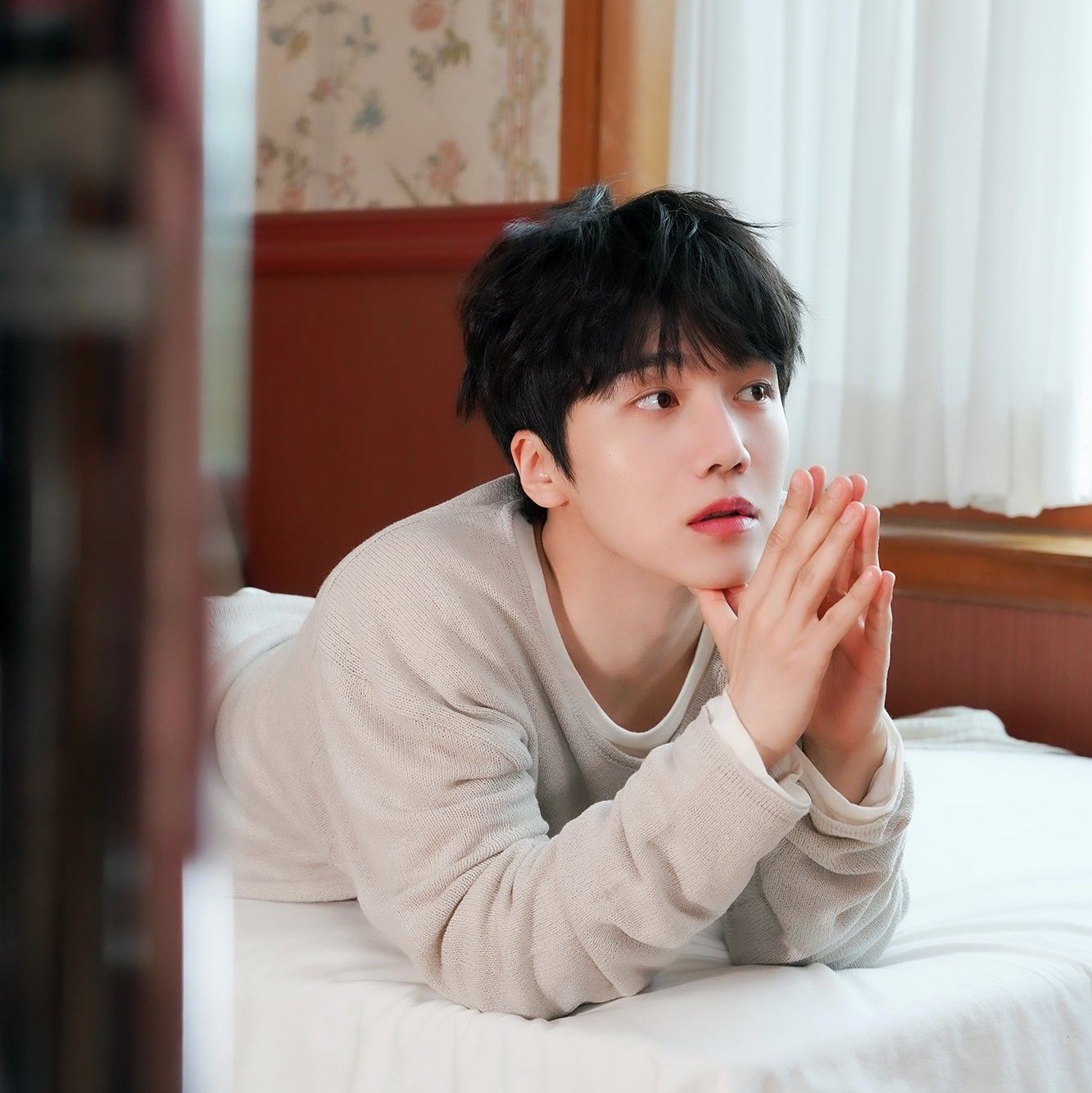 A moment captured by Jinho (PENTAGON)'s fan