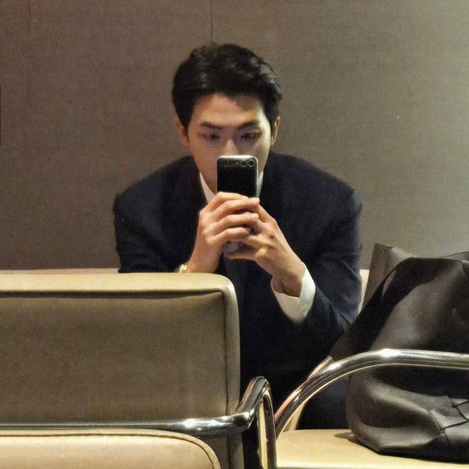 Foto aktivitas terbaru RM (BTS)