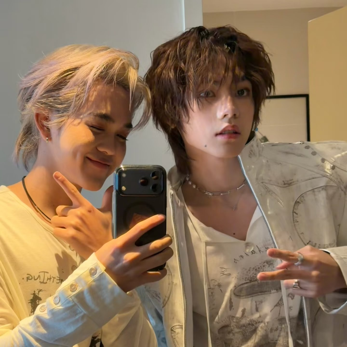 A moment captured by NexT1DE's fan