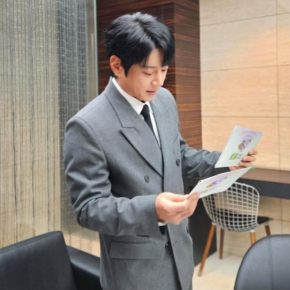 ファン・チヨルの最近の活動写真