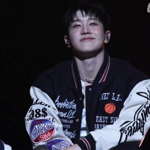 Foto aktivitas terbaru ASTRO