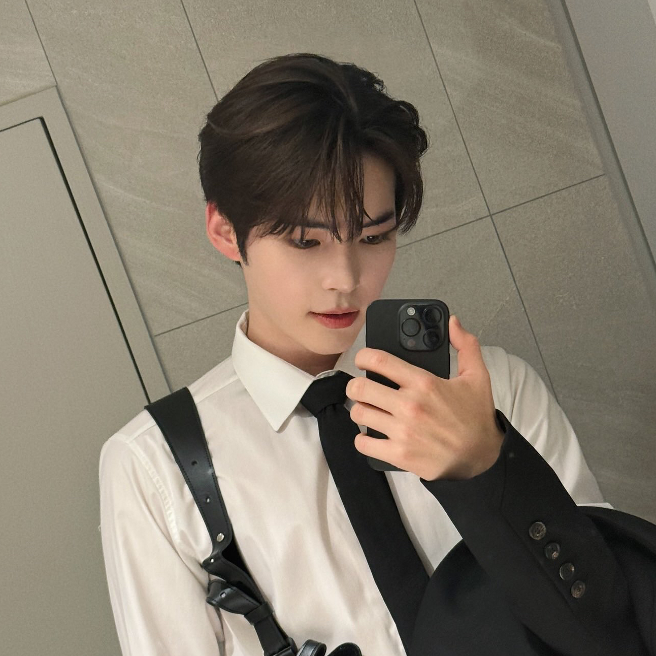 성한빈 (제로베이스원) 최근 활동샷