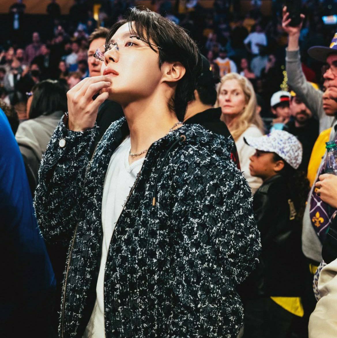 제이홉 (방탄소년단) 최근 활동샷