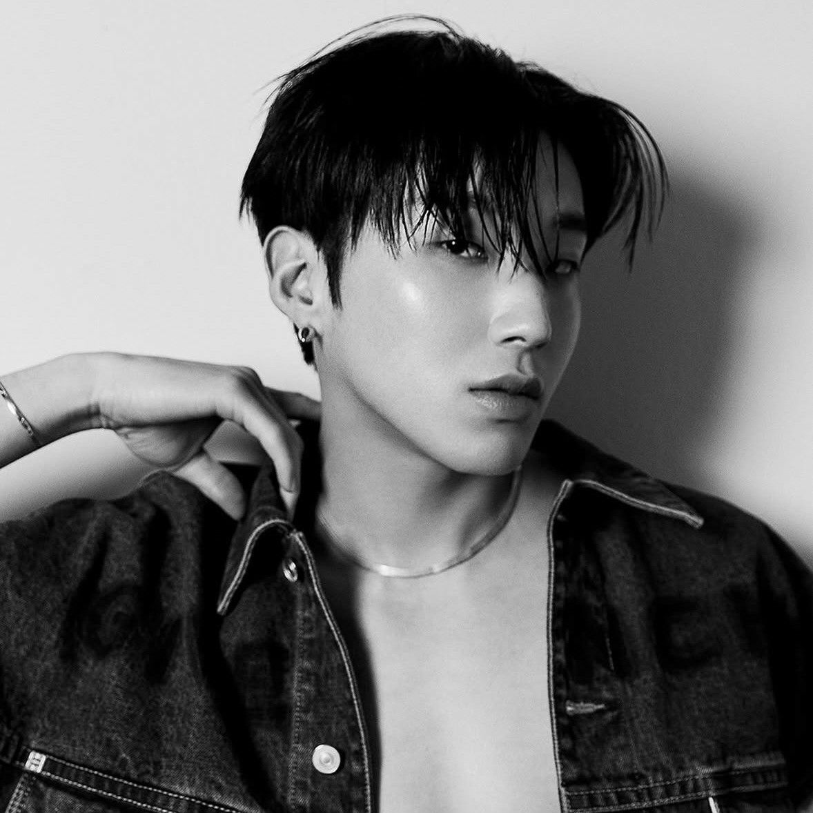 Behind-the-scenes cut of Jongup (B.A.P)