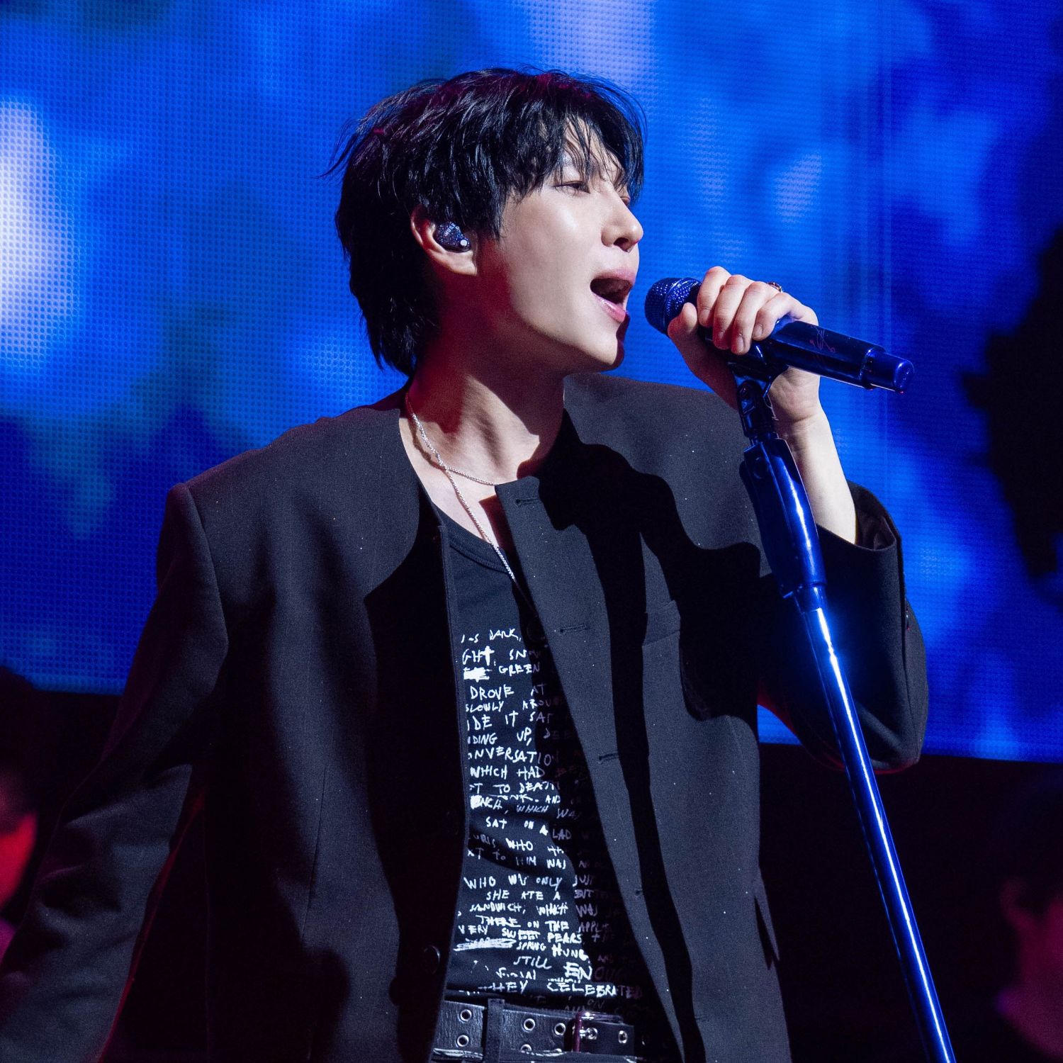 Konten idola populer yang trending di komunitas