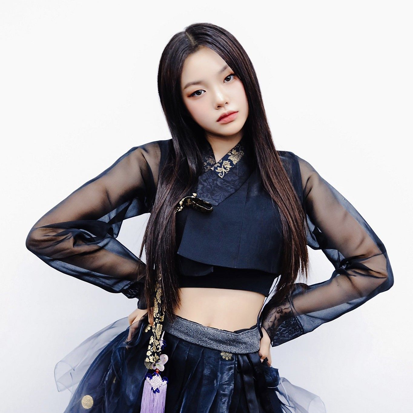 Recent activity shot of Park Boeun (CLASS:y)