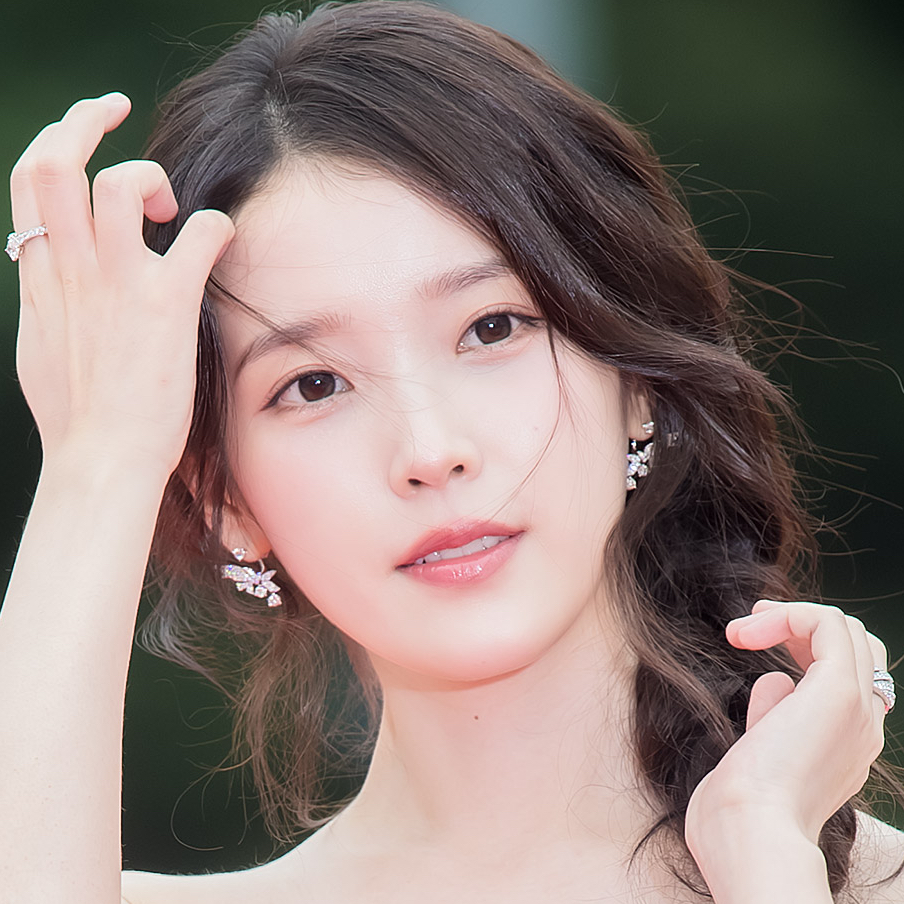 Recent activity shot of IU