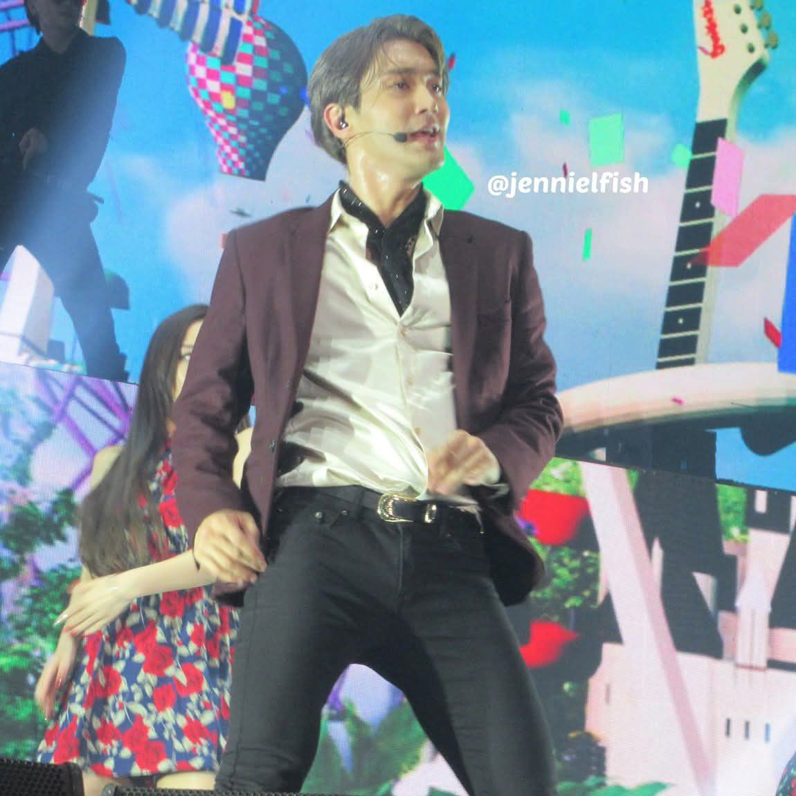 A moment captured by Siwon (Super Junior)'s fan