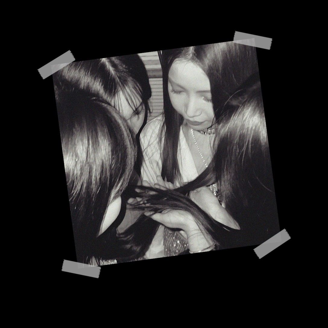 Behind-the-scenes cut of MAMAMOO