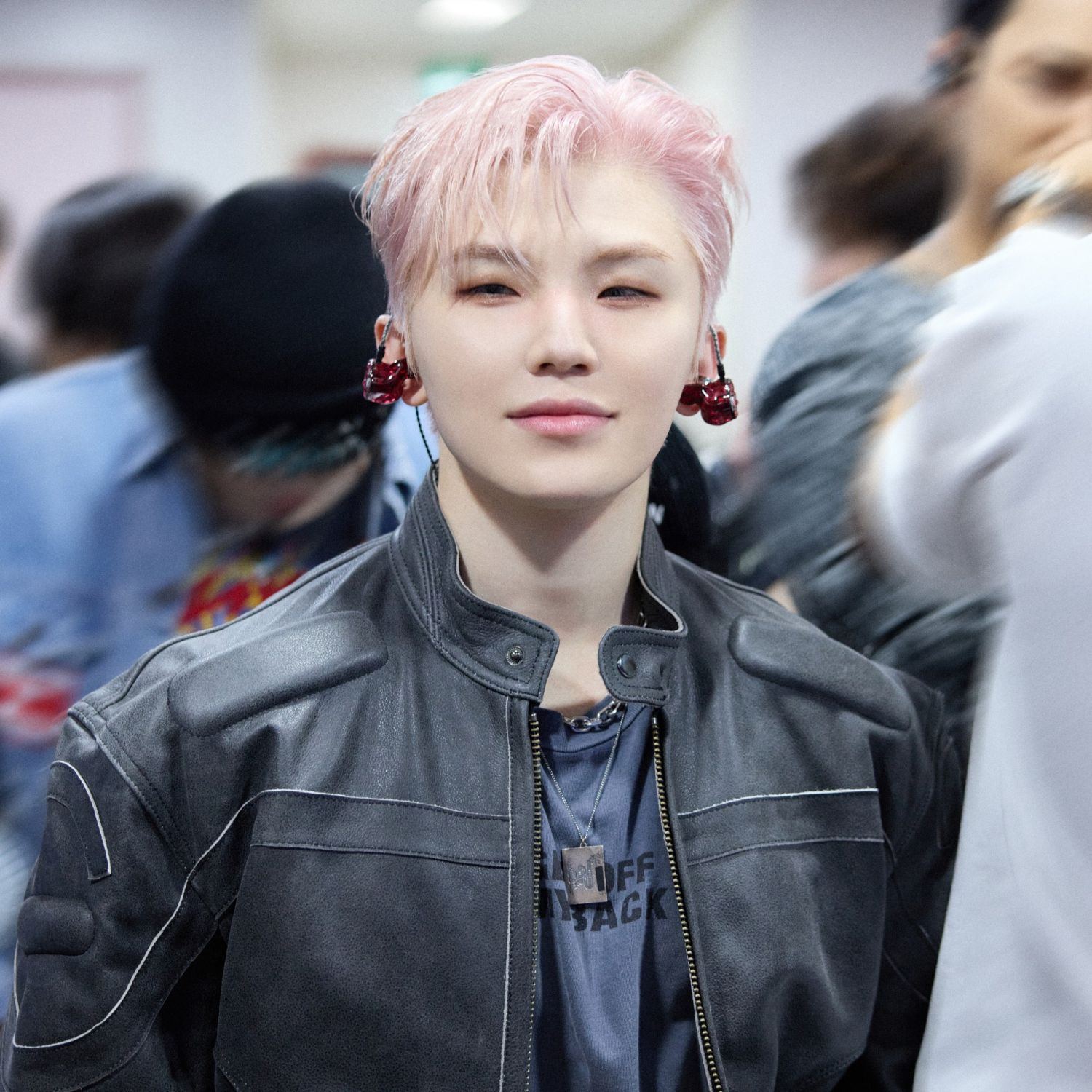 Latest photo of Woozi (SEVENTEEN)