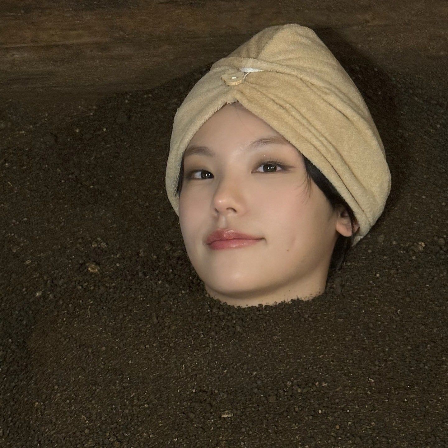 Recent activity shot of Yeji (ITZY)