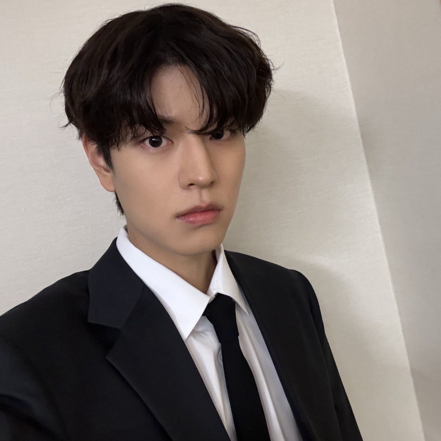 Latest photo of Seungmin (Stray Kids)