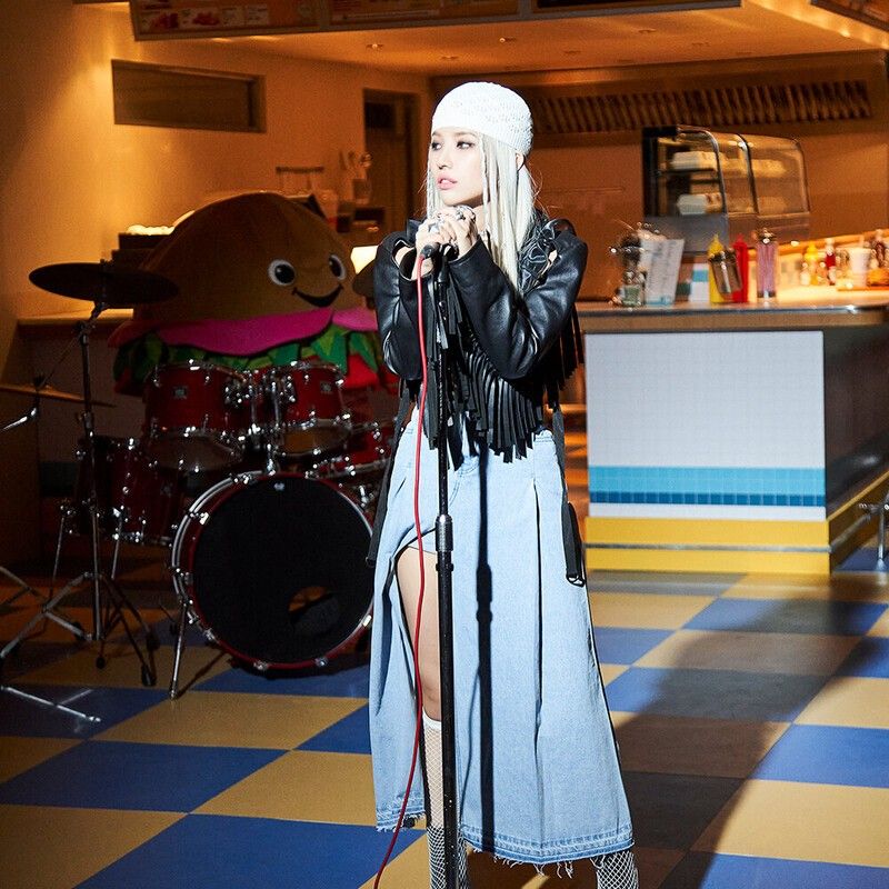Latest photo of Soyeon (i-dle)