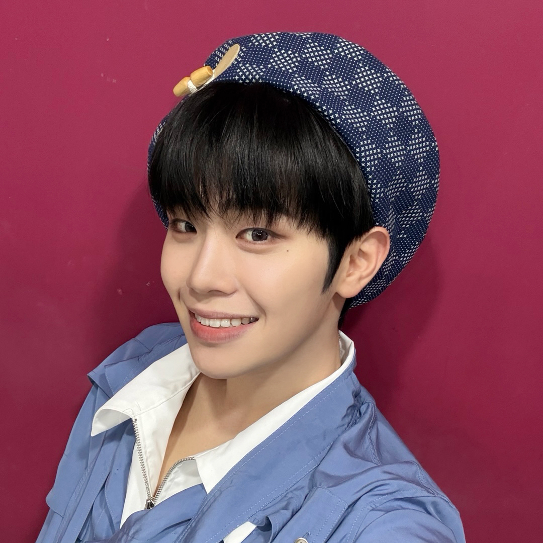 Latest photo of Kim Taerae (ZEROBASEONE)