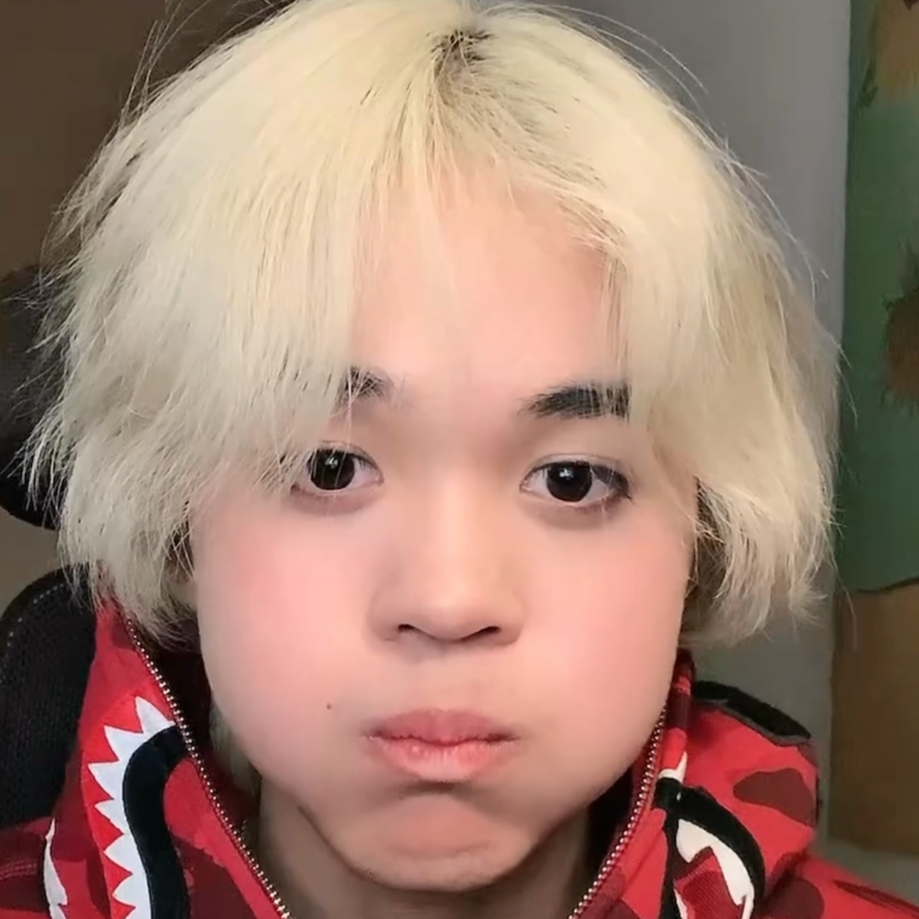 Behind-the-scenes cut of NexT1DE