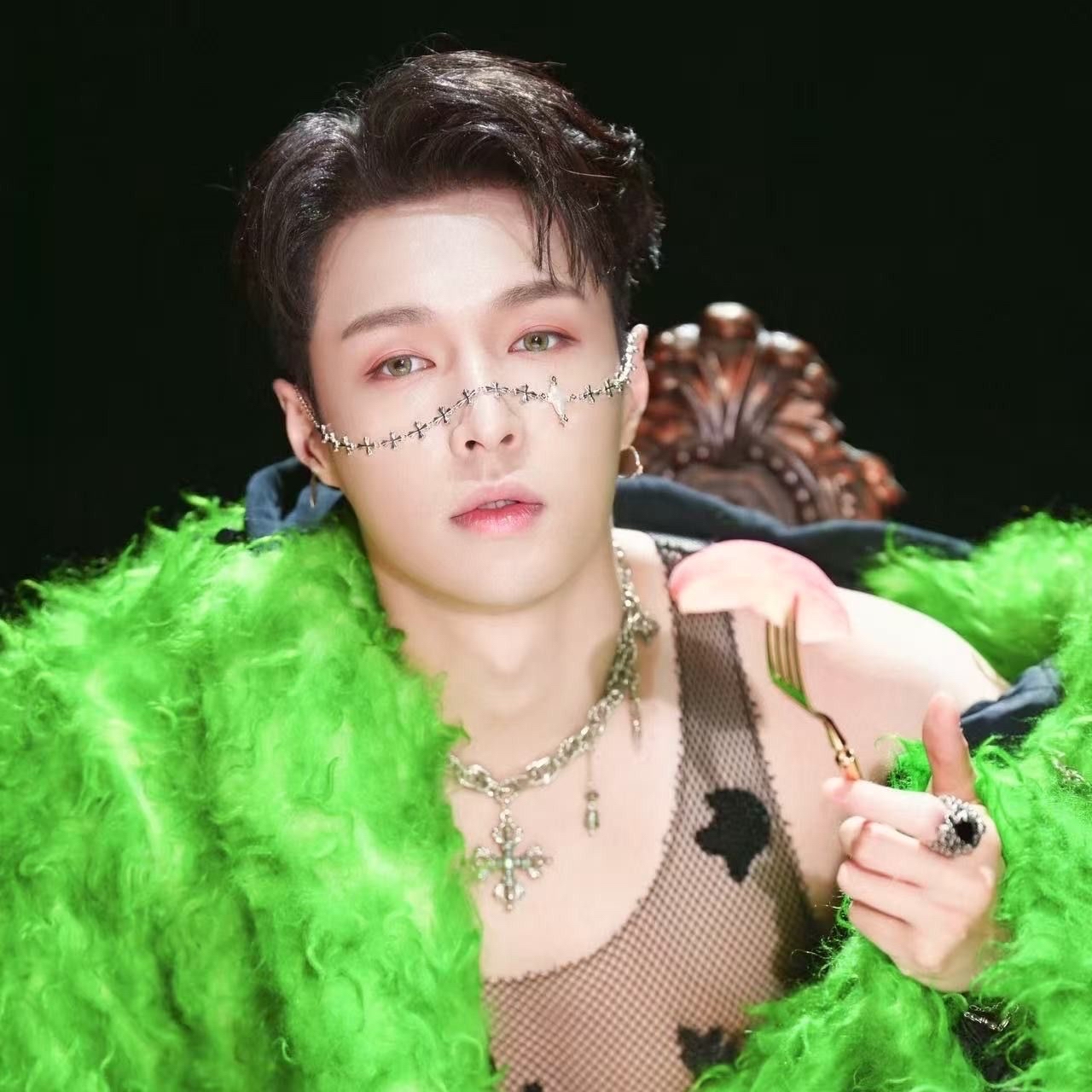 Foto aktivitas terbaru Lay (EXO)