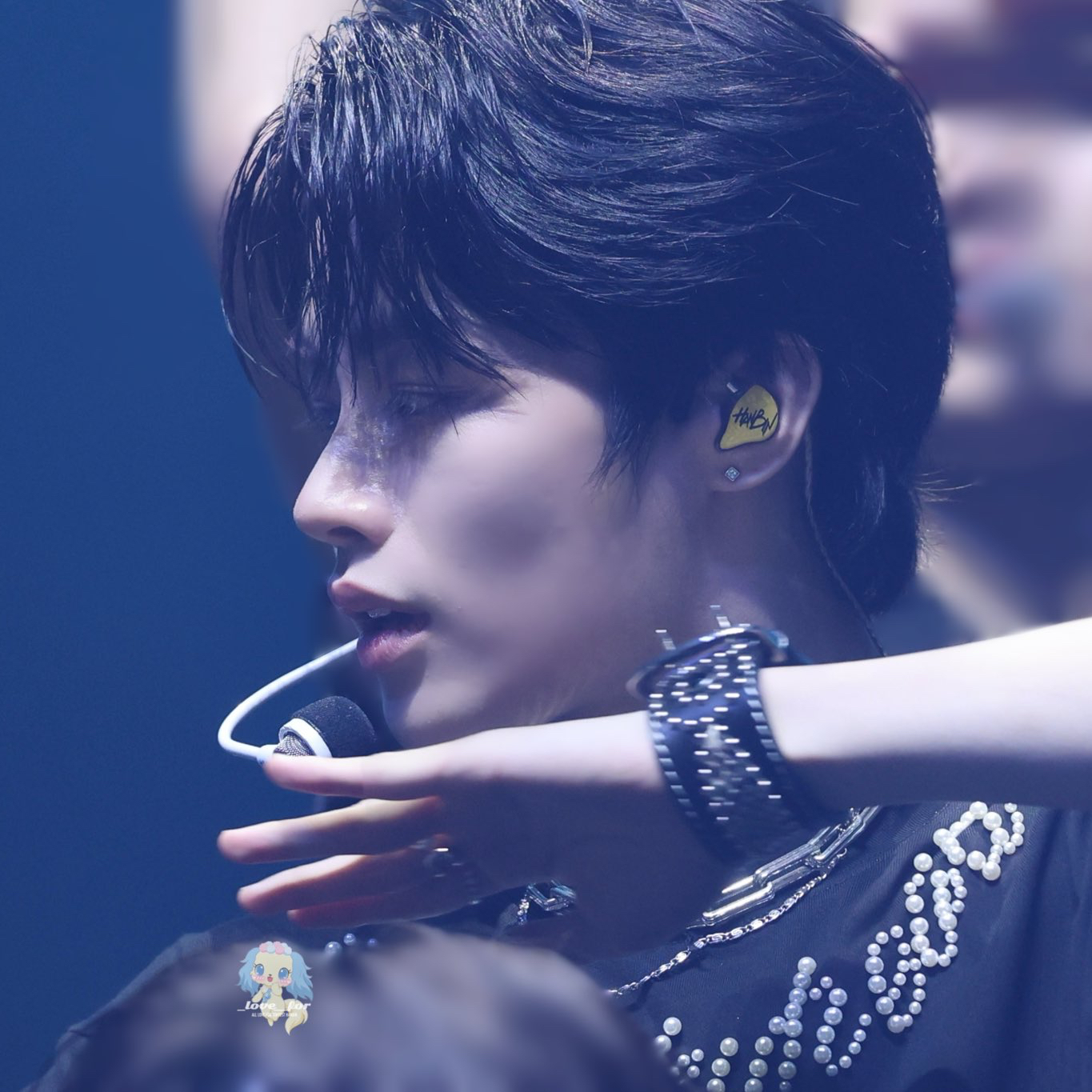 Behind-the-scenes cut of Hanbin (TEMPEST)