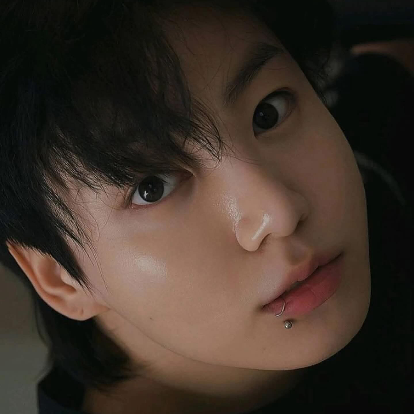 Momen yang diabadikan oleh penggemar Jungkook (BTS)