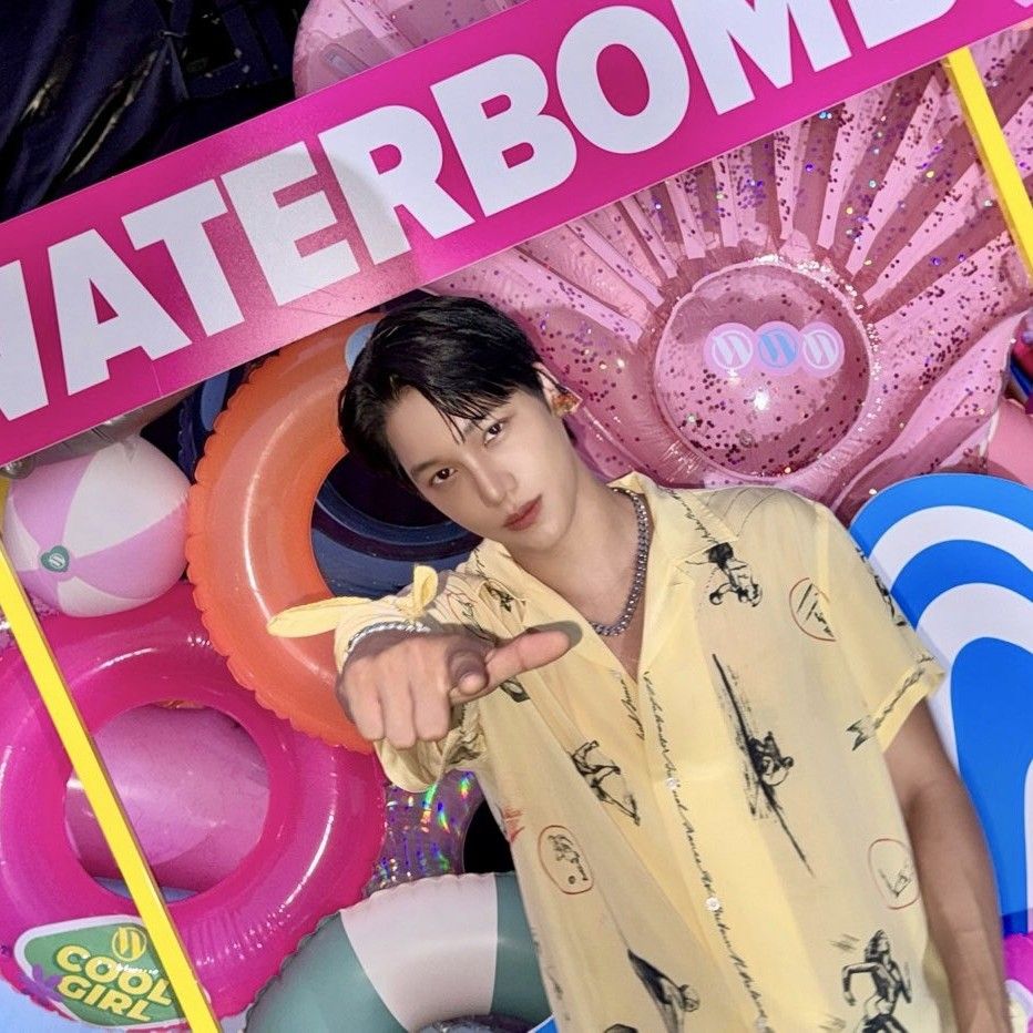 Kai (EXO)粉絲拍下的瞬間
