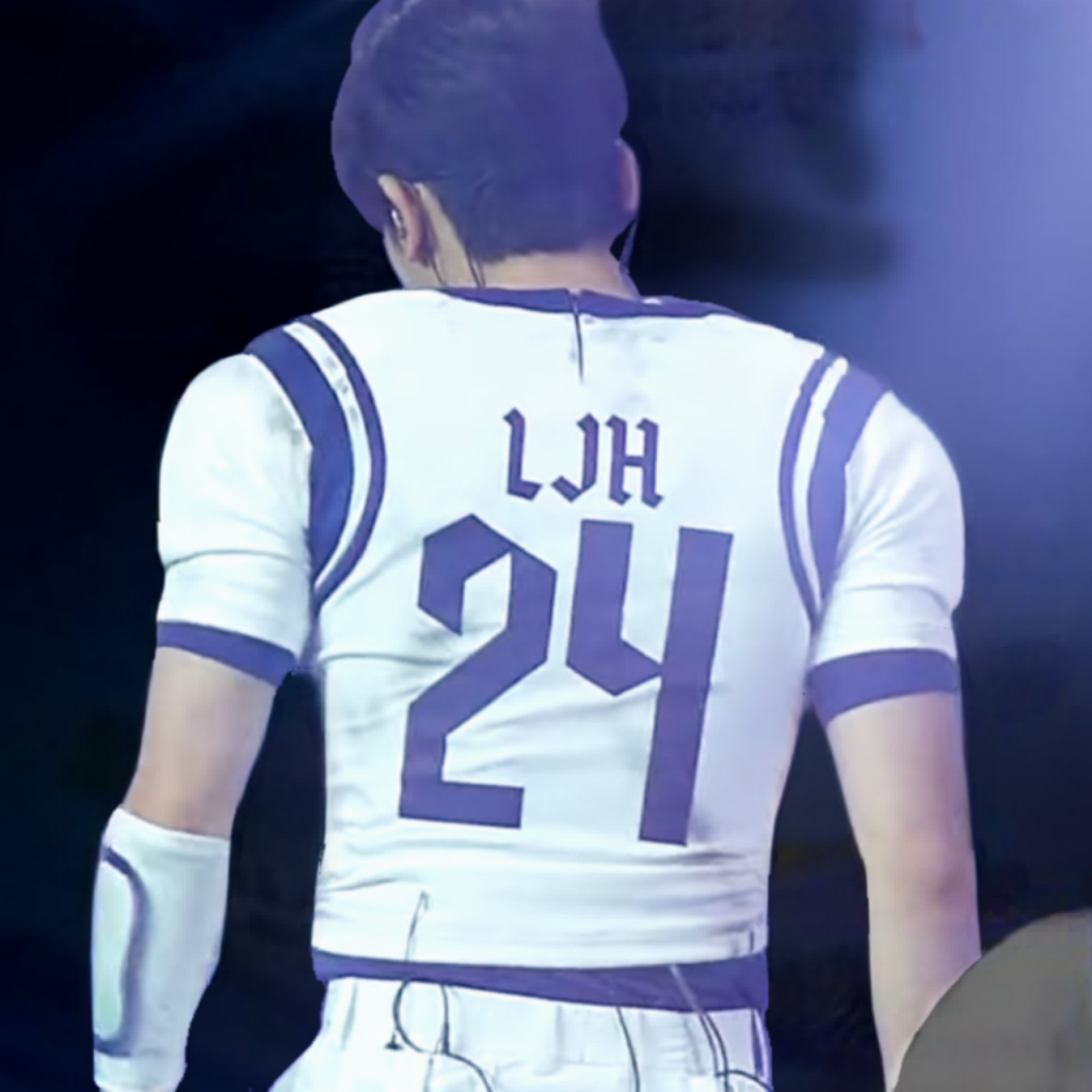 A moment captured by Hyunjae (THE BOYZ)'s fan