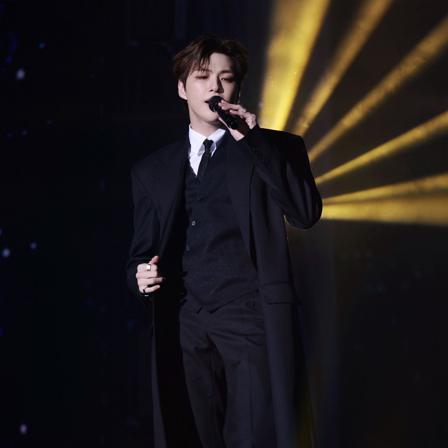 姜丹尼爾的最新照片