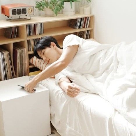 A moment captured by Shownu (MONSTA X)'s fan