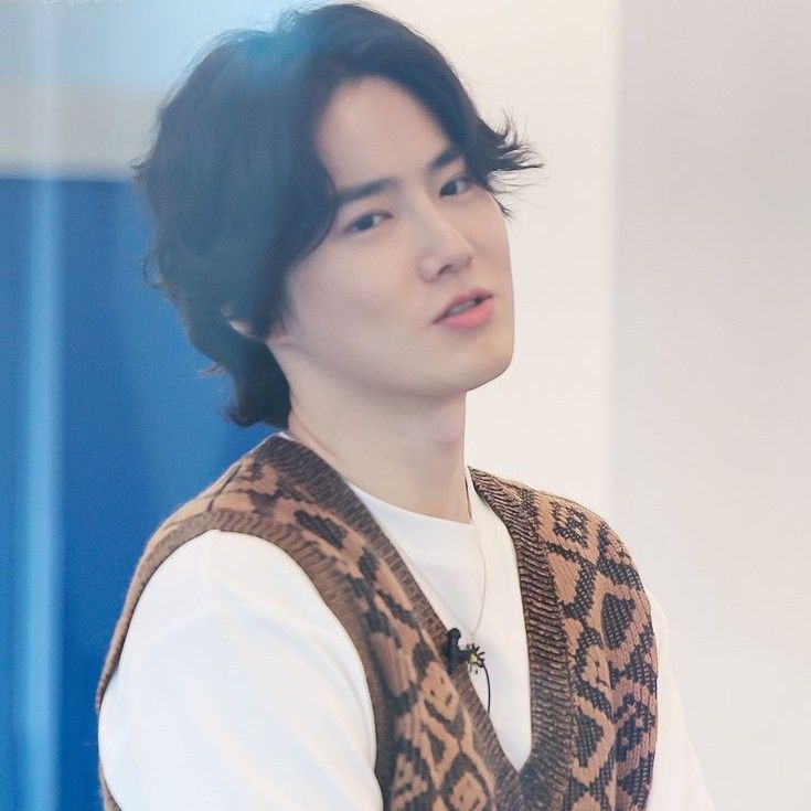 수호 (EXO)의 비하인드 컷