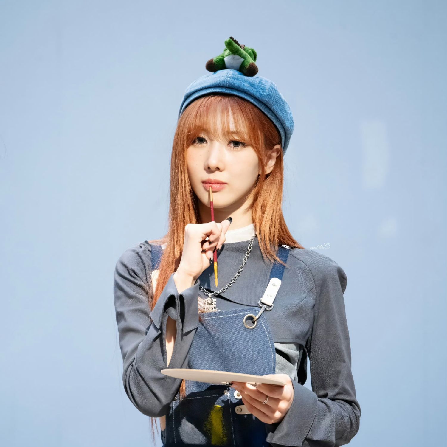 A moment captured by DREAMCATCHER's fan