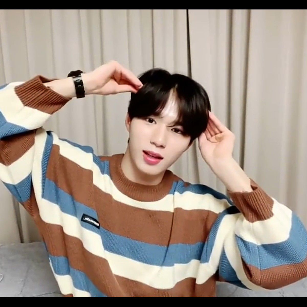 Behind-the-scenes cut of Kim Junseo (ALPHA DRIVE ONE)