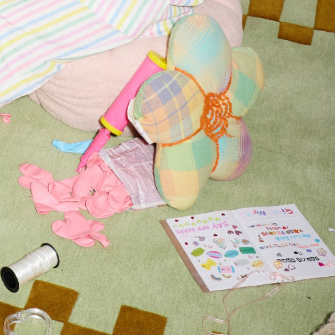 A moment captured by SAY MY NAME's fan