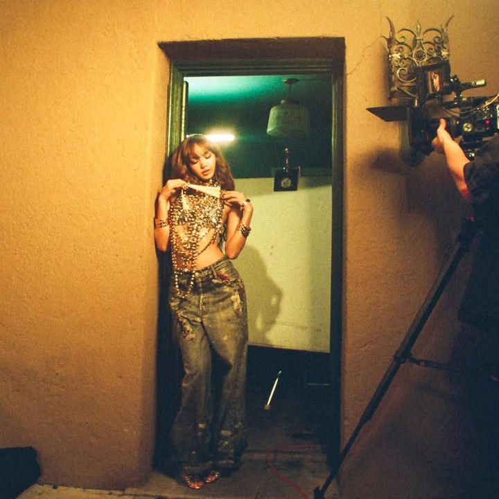 리사 (BLACKPINK) 최근 활동샷