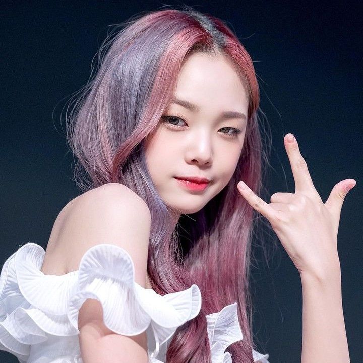 Behind-the-scenes cut of Park Boeun (CLASS:y)