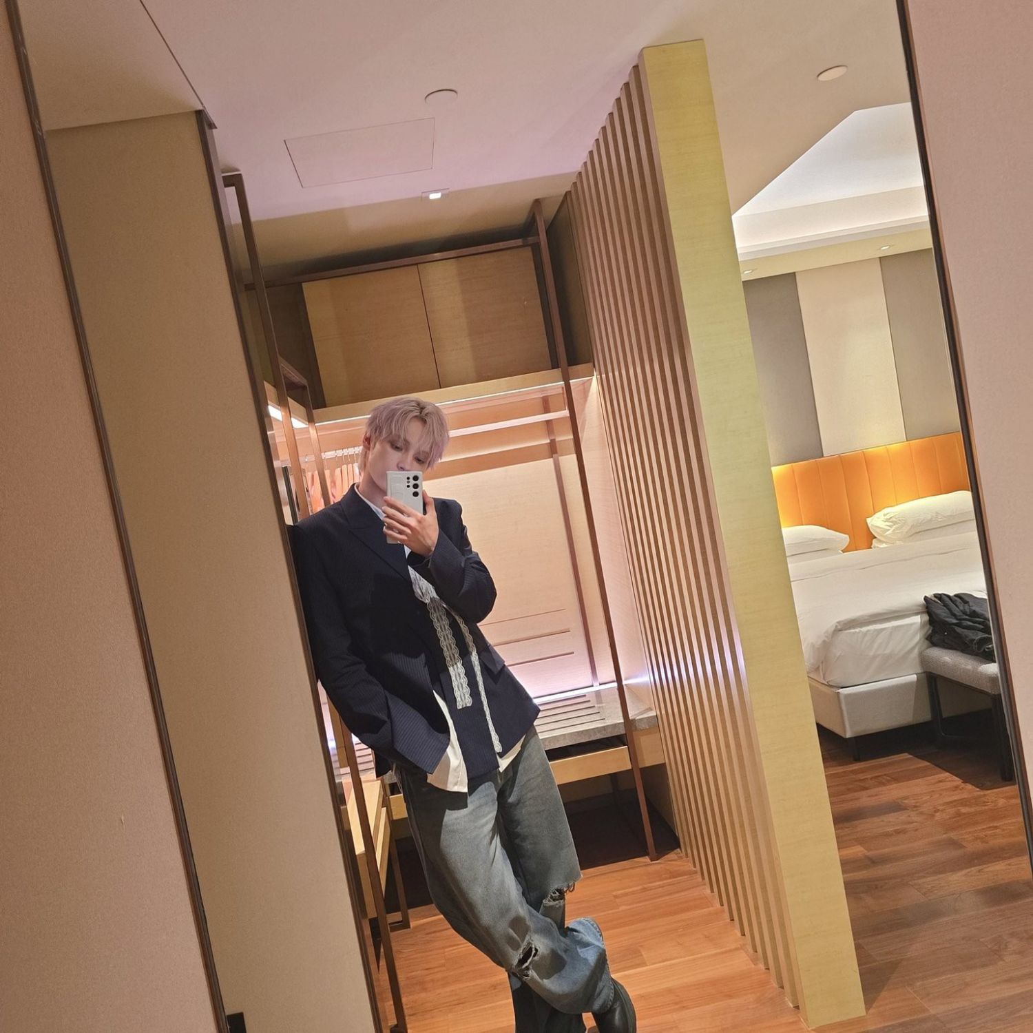 Latest photo of HueningKai (TOMORROW X TOGETHER)
