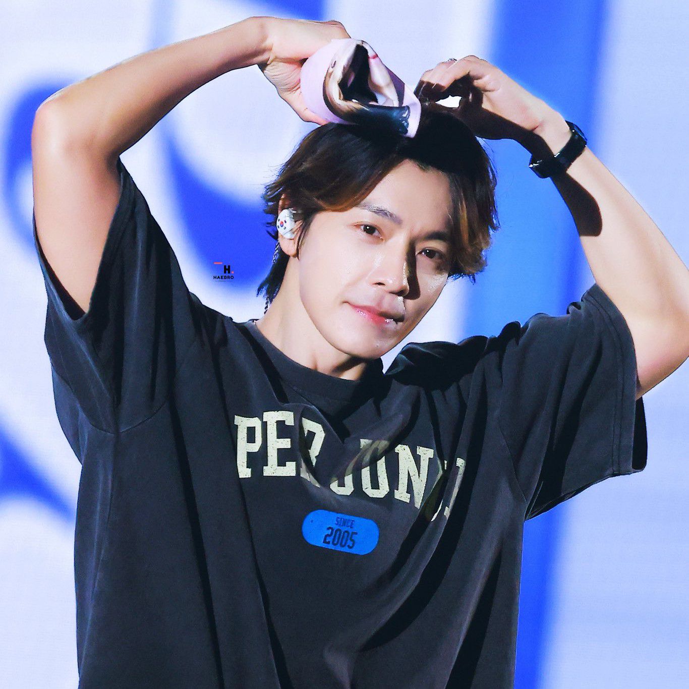 A moment captured by Donghae (Super Junior)'s fan