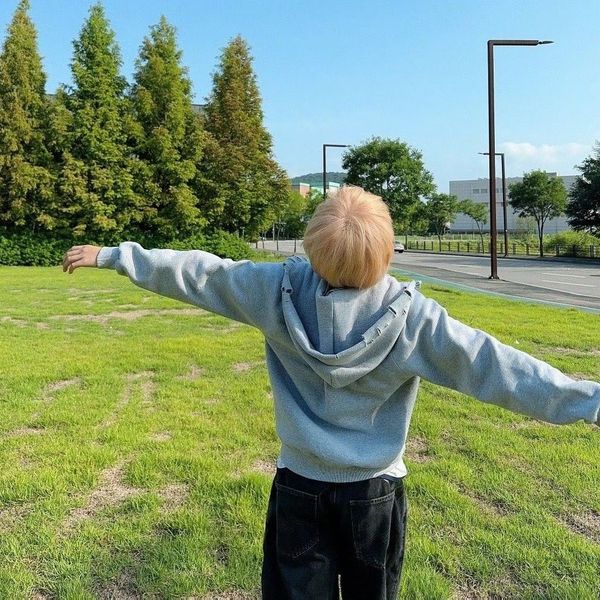 Signature photo of Renjun (NCT DREAM) capturing their charm