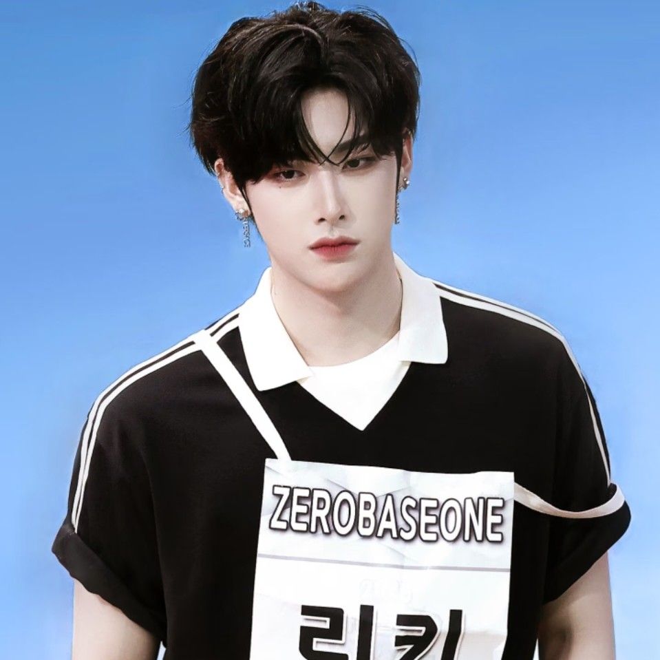 Recent activity shot of Ricky (ZEROBASEONE)