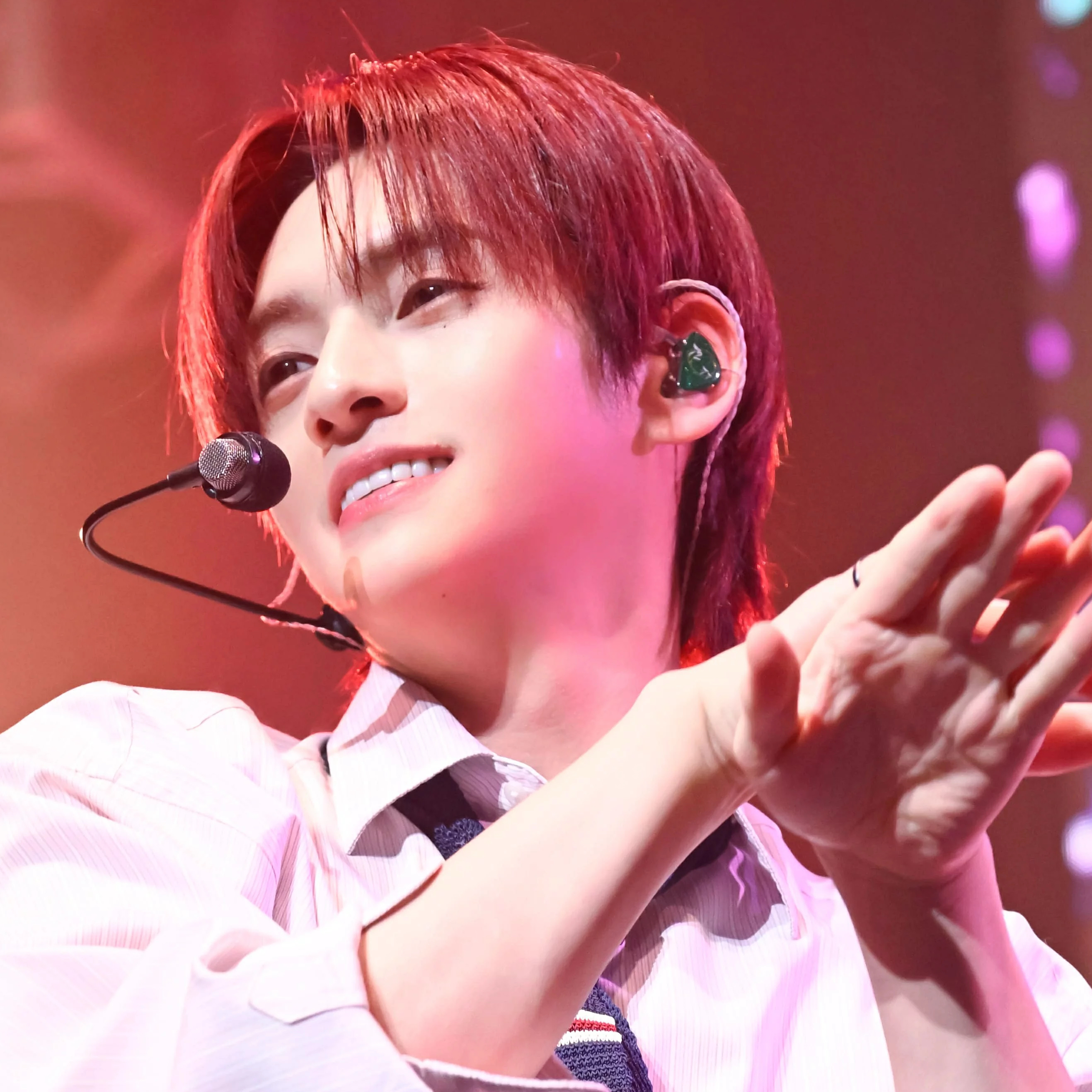 Behind-the-scenes cut of Sungyun (n.SSign)