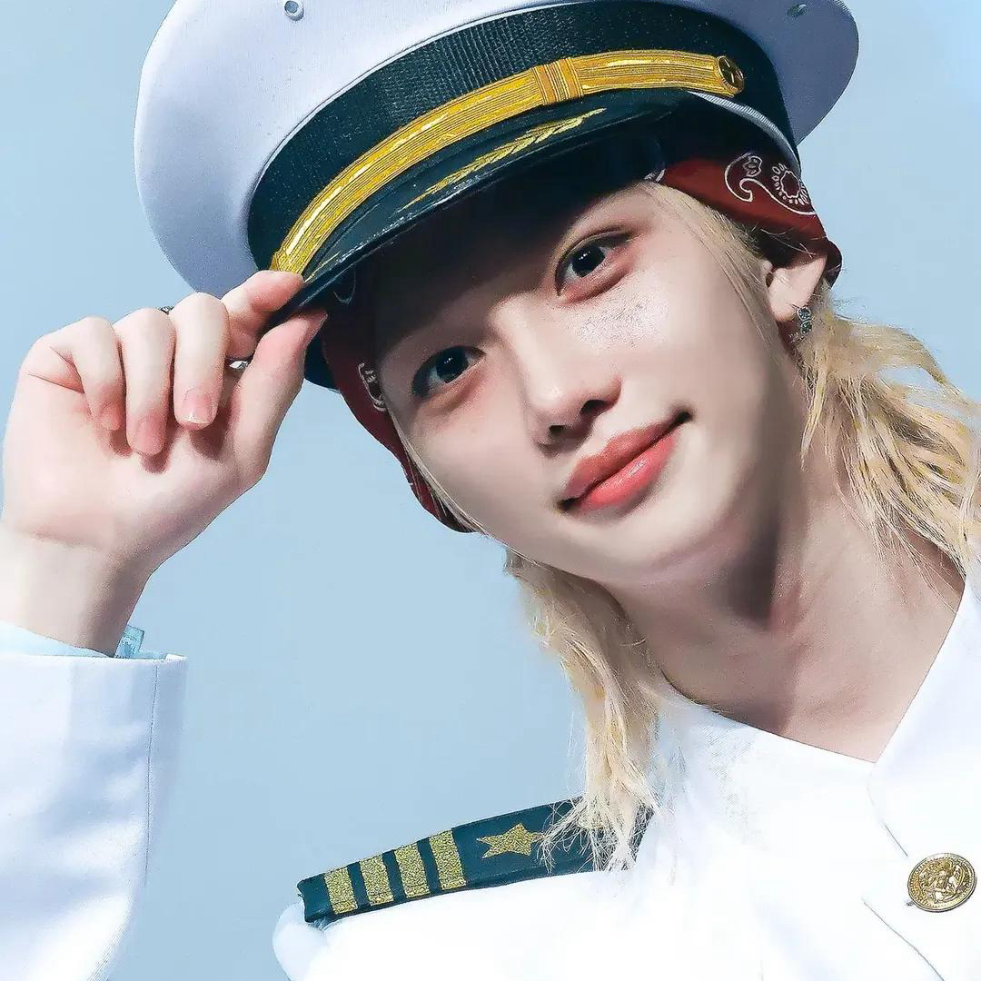 A moment captured by Felix (Stray Kids)'s fan