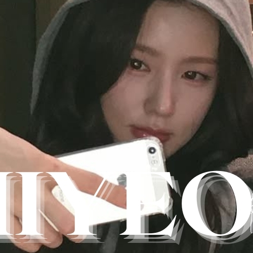 Recent activity shot of Miyeon (i-dle)