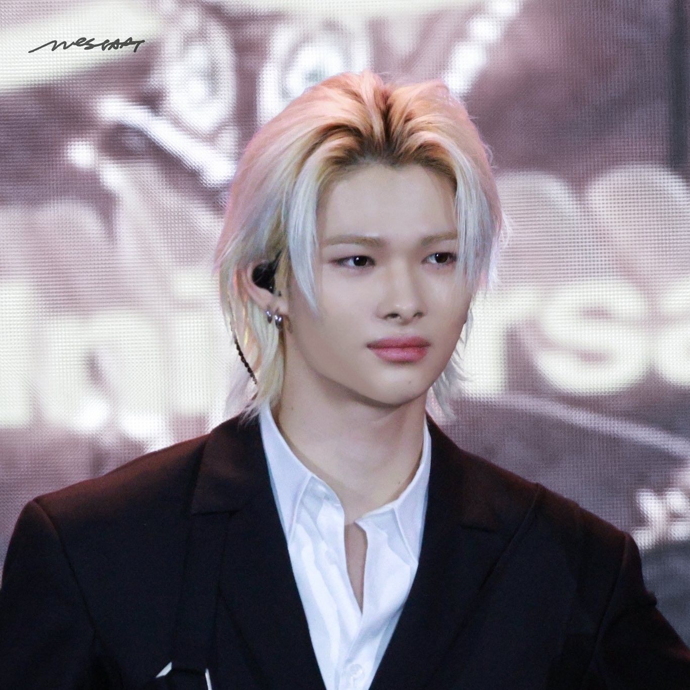 Foto aktivitas terbaru NI-KI (ENHYPEN)