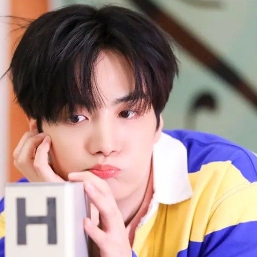 Recent activity shot of Kim Jonghyeon