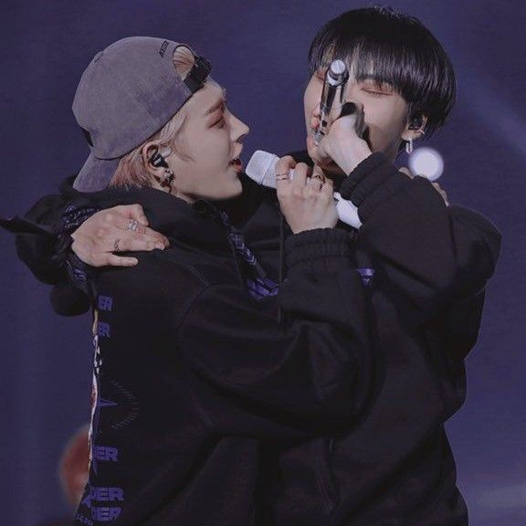 ATEEZの最近の活動写真