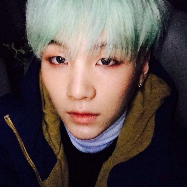 SUGA (BTS)の最近の活動写真