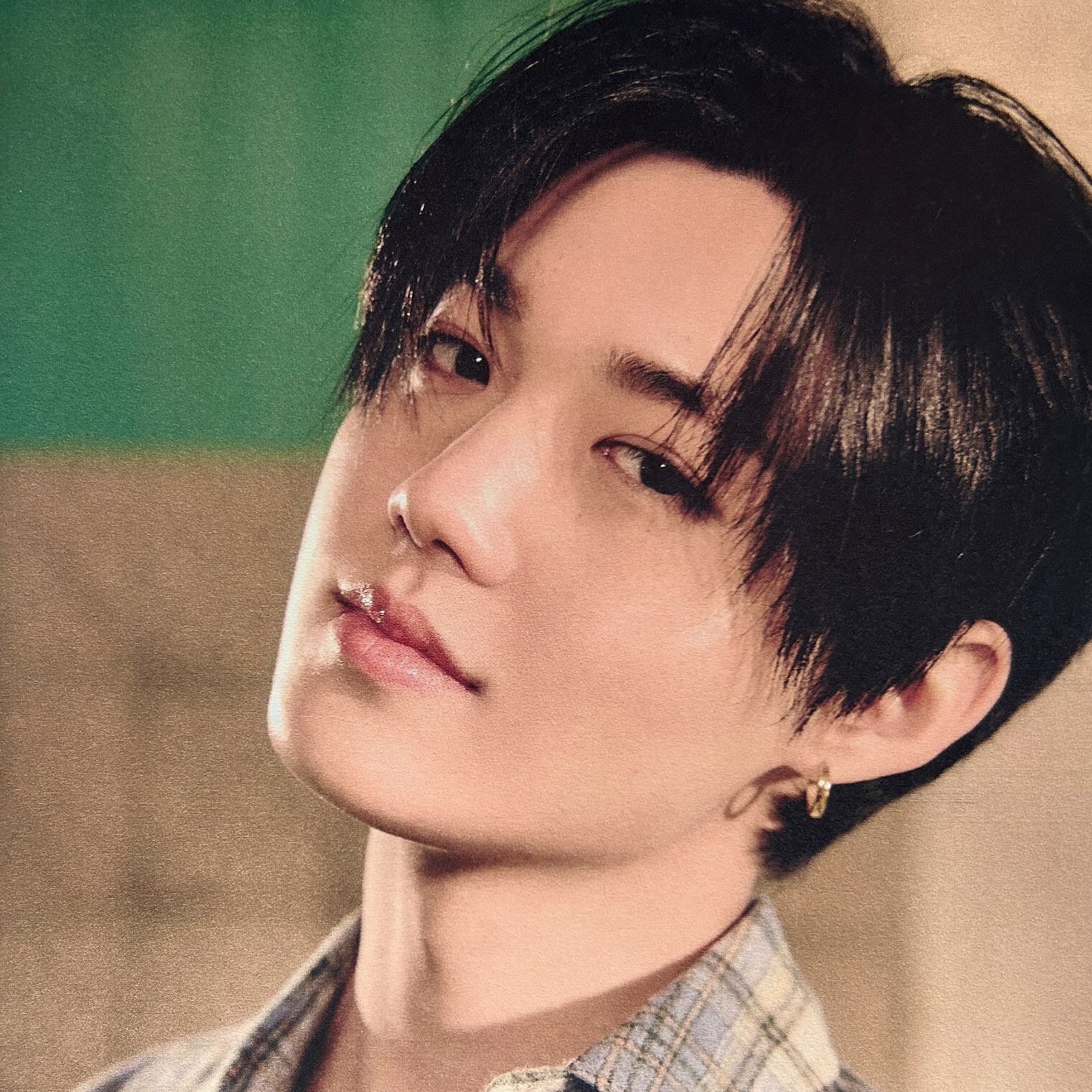Recent activity shot of Doyoung (TREASURE)