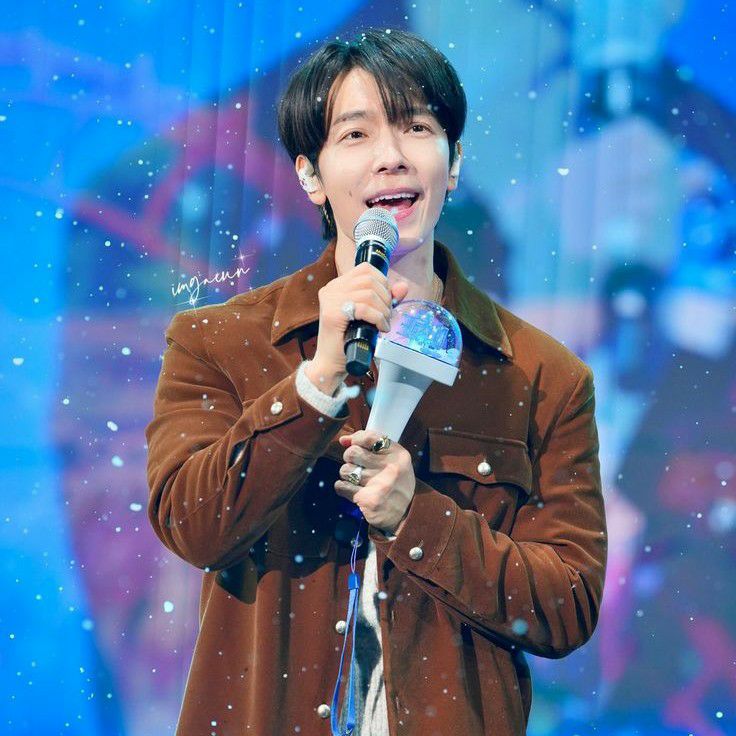 Latest photo of Donghae (Super Junior)