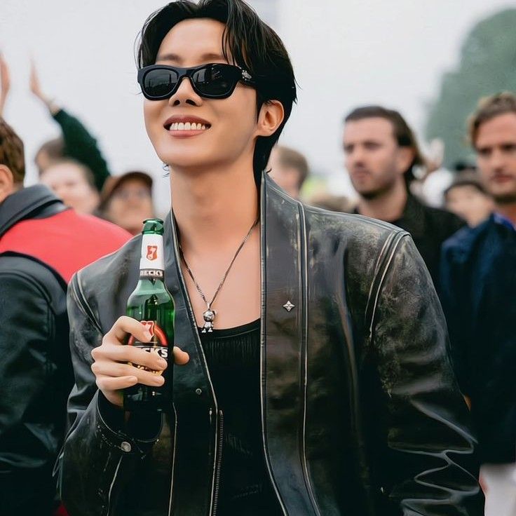 제이홉 (방탄소년단) 최근 활동샷